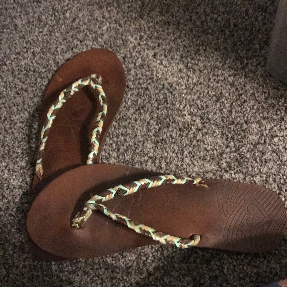 Roxy flip flops